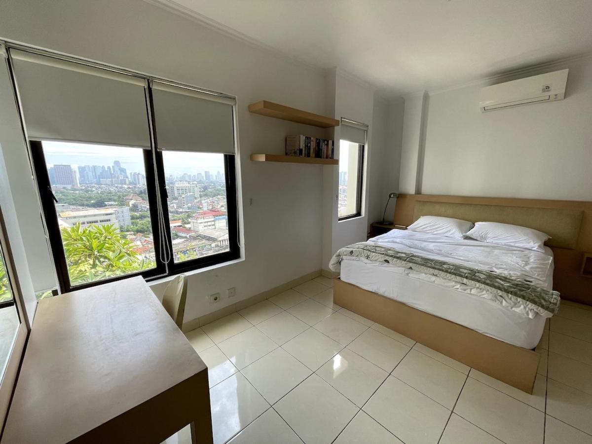 Cosmo Park Town House *
