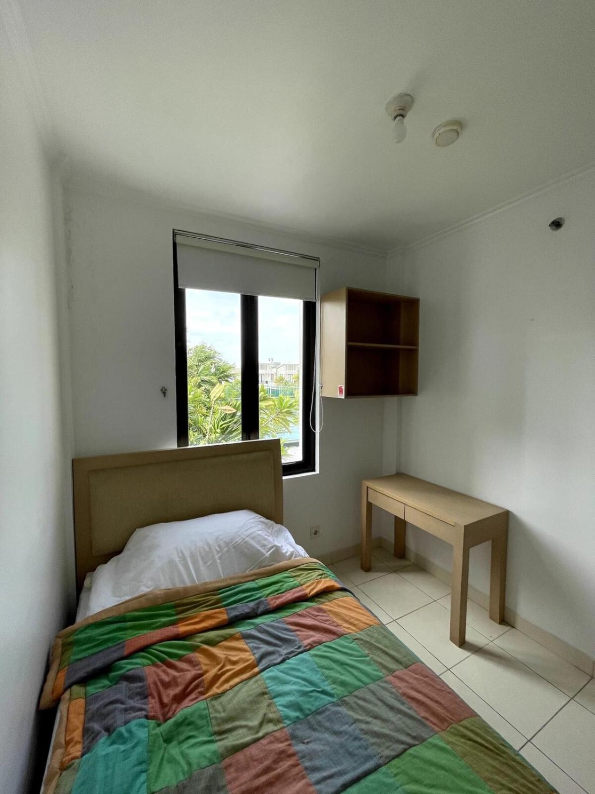 Cosmo Park Town House Rumah liburan Jakarta